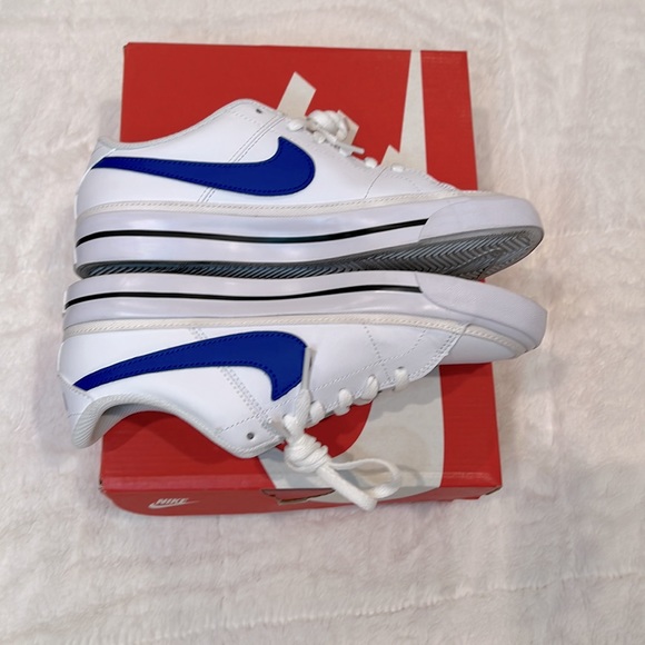 💙Nike Court Legacy (GS) Royal Blue/White Size 4Y Unisex in Like New Condition! - Picture 7 of 8